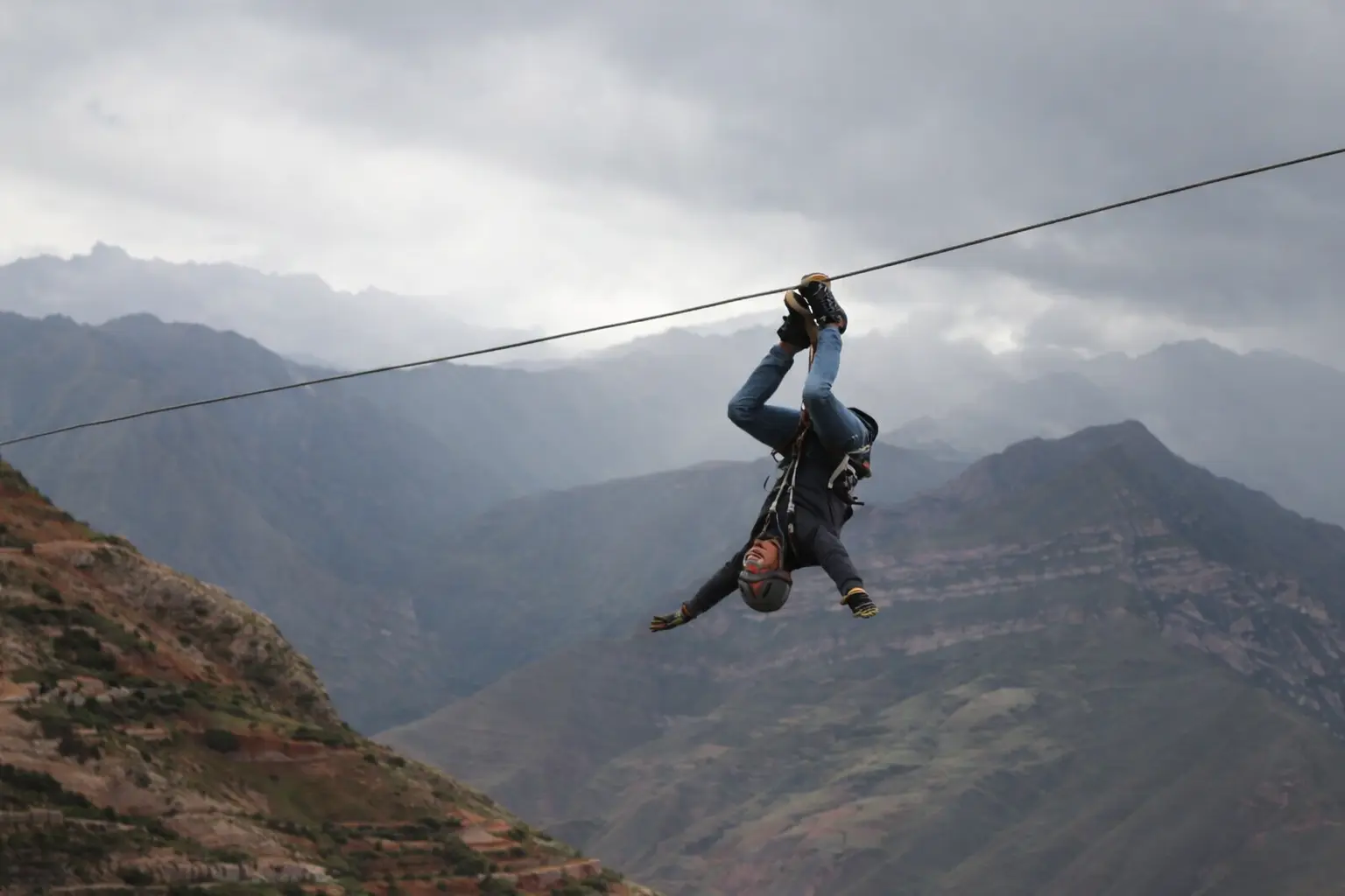 Vistas panorámicas Valle Sagrado desde zip line